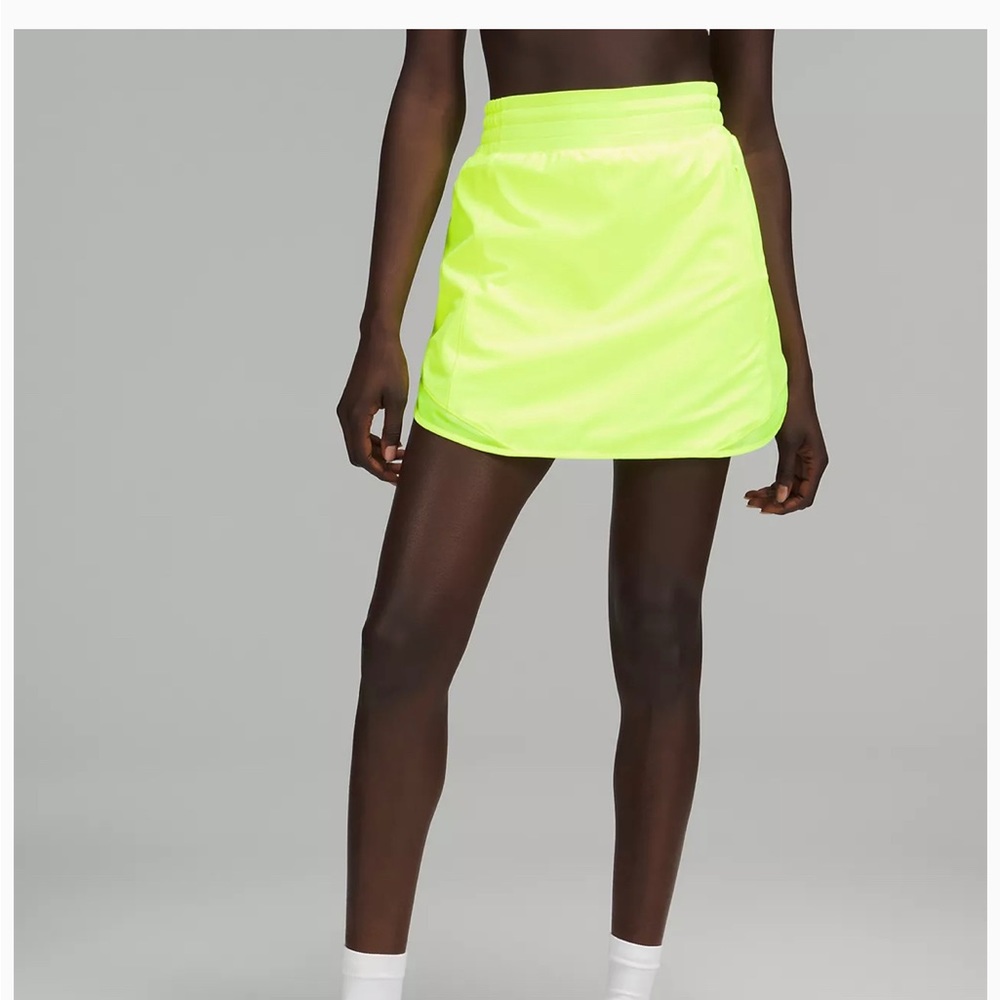 Lululemon Hotty hot skirt